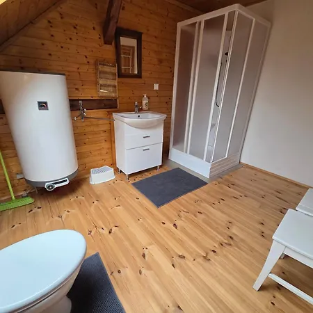 Na Samote U Lesa, Hledsebe Feriehus Bela nad Radbuzou