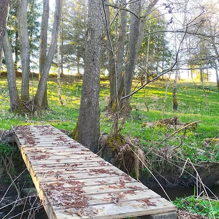 Na Samote U Lesa, Hledsebe Feriehus *